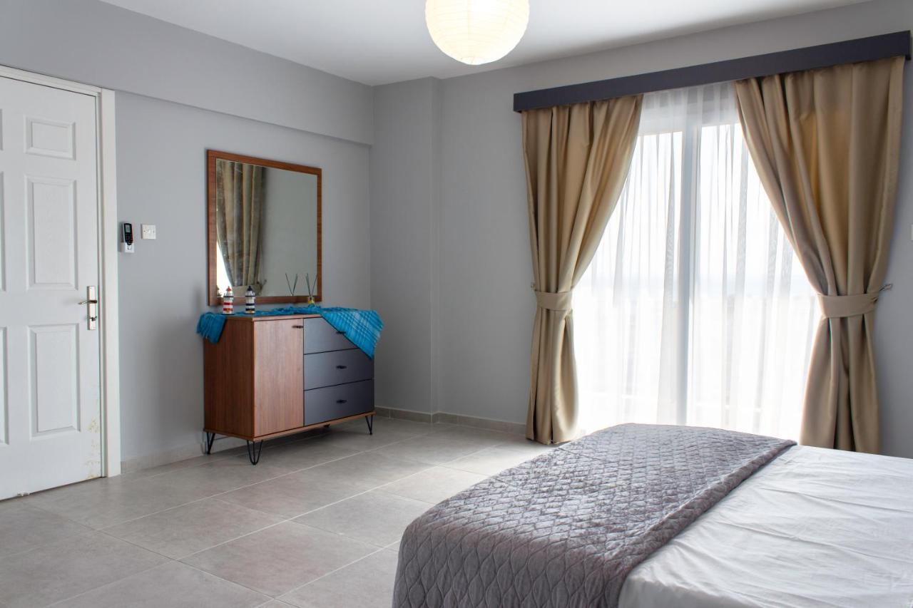 Long Beach Rental Apartments Trikomo Экстерьер фото