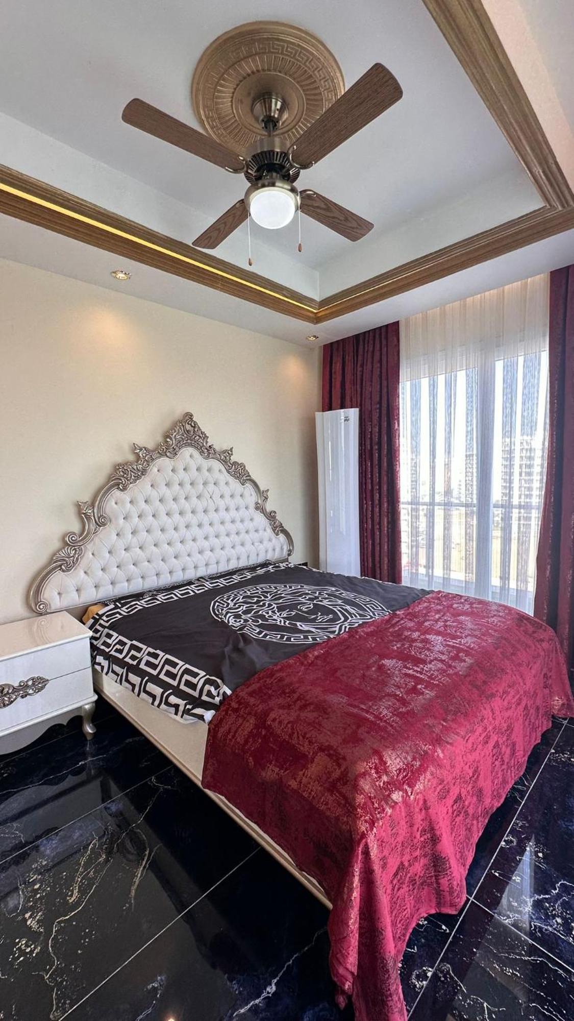 Long Beach Rental Apartments Trikomo Экстерьер фото