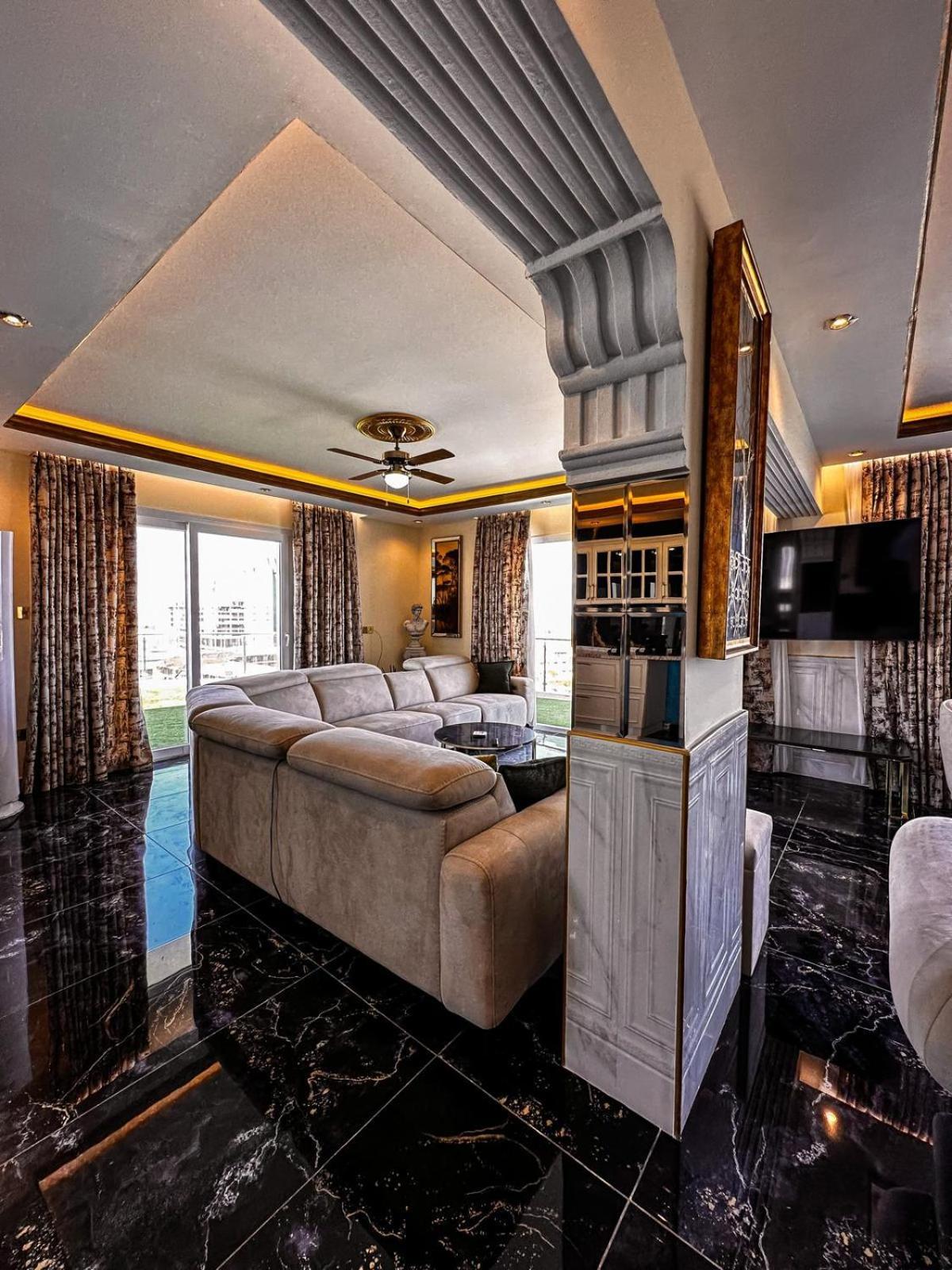 Long Beach Rental Apartments Trikomo Экстерьер фото