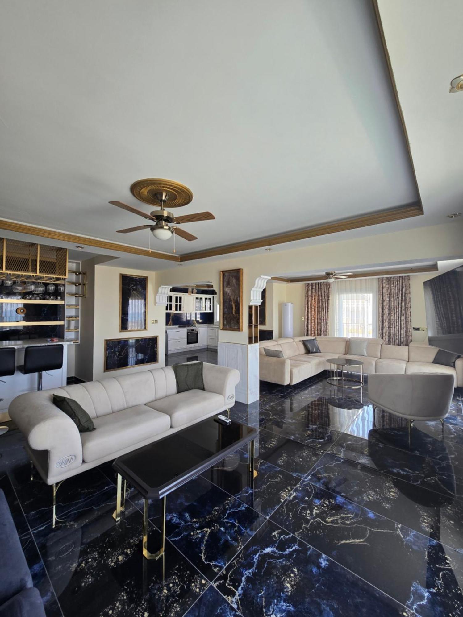 Long Beach Rental Apartments Trikomo Экстерьер фото